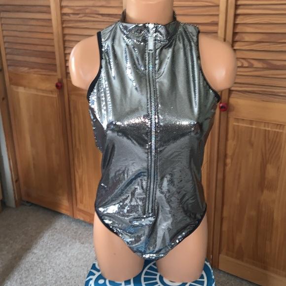 TYRA BANKS RARE silver speedo size 12. Zip front NEW OLD STOCK - Picture 2 of 14